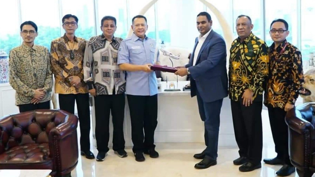 Bamsoet Dukung Bandara Kertajati Menjadi Pusat Logistik Indonesia