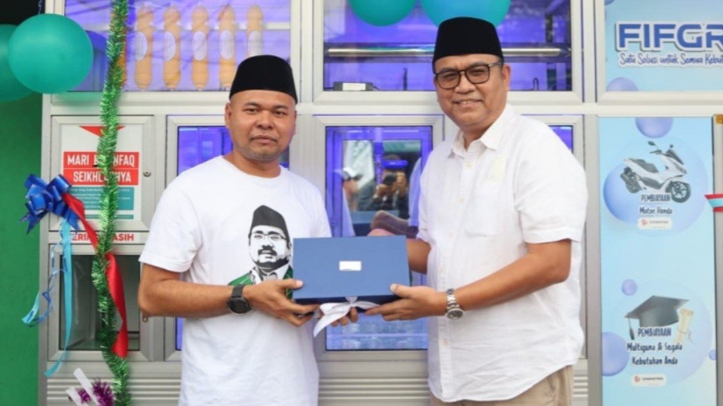 Ansor DKI dan FifGrup Kerjasama Gerakan Sedekah Air Minum Untuk Warga